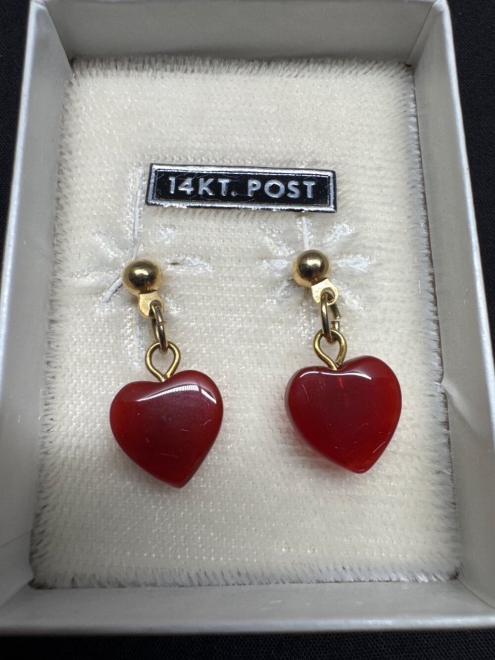 Vintage Gold Post Carnelian Heart Dangle Earrings In Gift Box